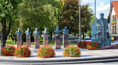 Pomnik płk. Łukasza Cieplińskiego i sześciu członków IV Zarządu Głównego Zrzeszenia WiN, fot. Tadeusz Poźniak