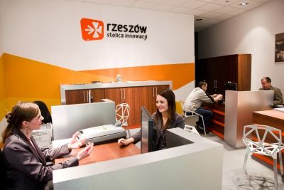 Punkt Obsługi Mieszkańc&oacute;w w galerii handlowej