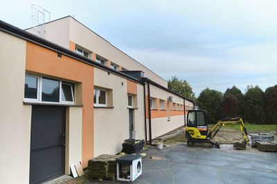 zdjęcie modernizacji budynku i otoczenia Szkoły Podstawowej nr 16 w Rzeszowie, fot. Marcin Piecyk, Urząd Miasta Rzeszowa