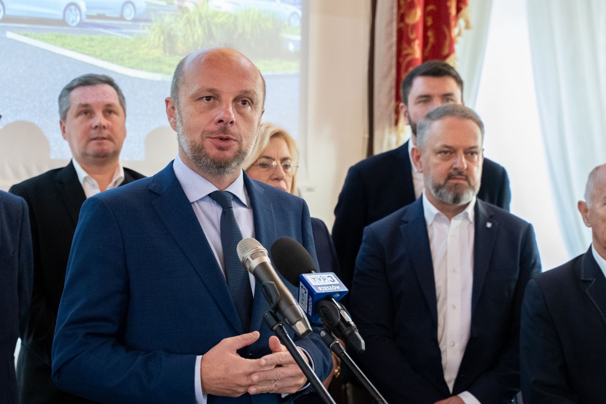 zdjęcie z konferencji prasowej dotyczącej budowy Podkarpackiego Centrum Lekkiej Atletyki w Rzeszowie, fot. Grzegorz Bukała, Urząd Miasta Rzeszowa