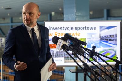 zdjęcie z konferencji prasowej - Inwestycje Sportowe w Rzeszowie, fot. Grzegorz Bukała, Urząd Miasta Rzeszowa