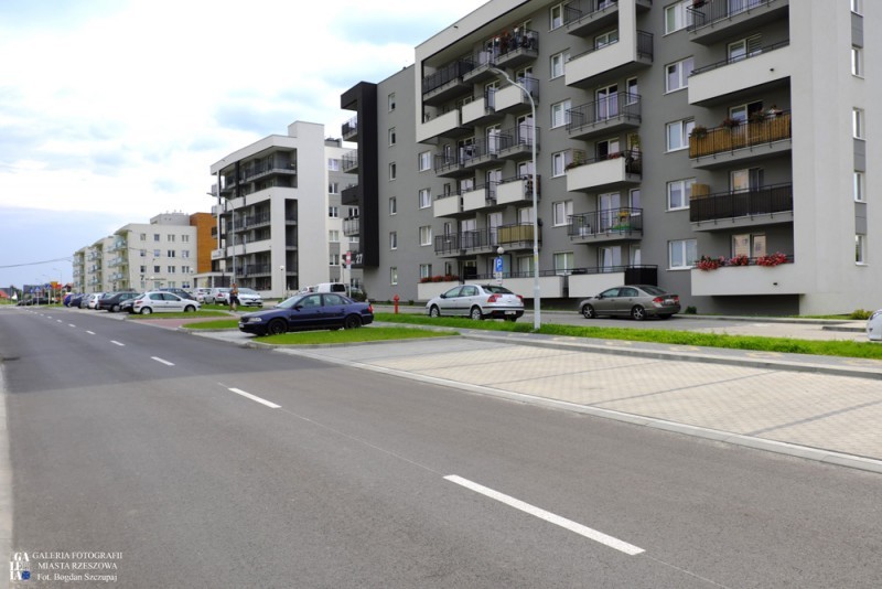 Zdjecie do artykułu Ulica Podgórska do nowo budowanych osiedli mieszkaniowych