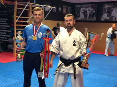 Zdjecie do artykułu Student Politechniki Rzeszowskiej dwukrotnie na podium w zawodach karate
