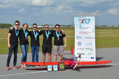 Zdjecie do artykułu Rzeszowscy studenci wracają z USA z 3 medalami