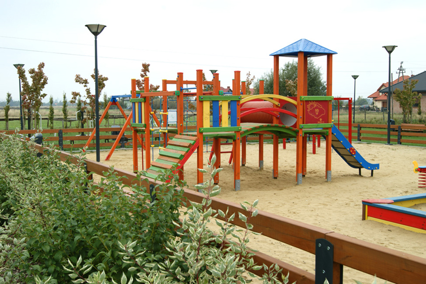 Budowa terenu rekreacyjnego wraz z placem zabaw