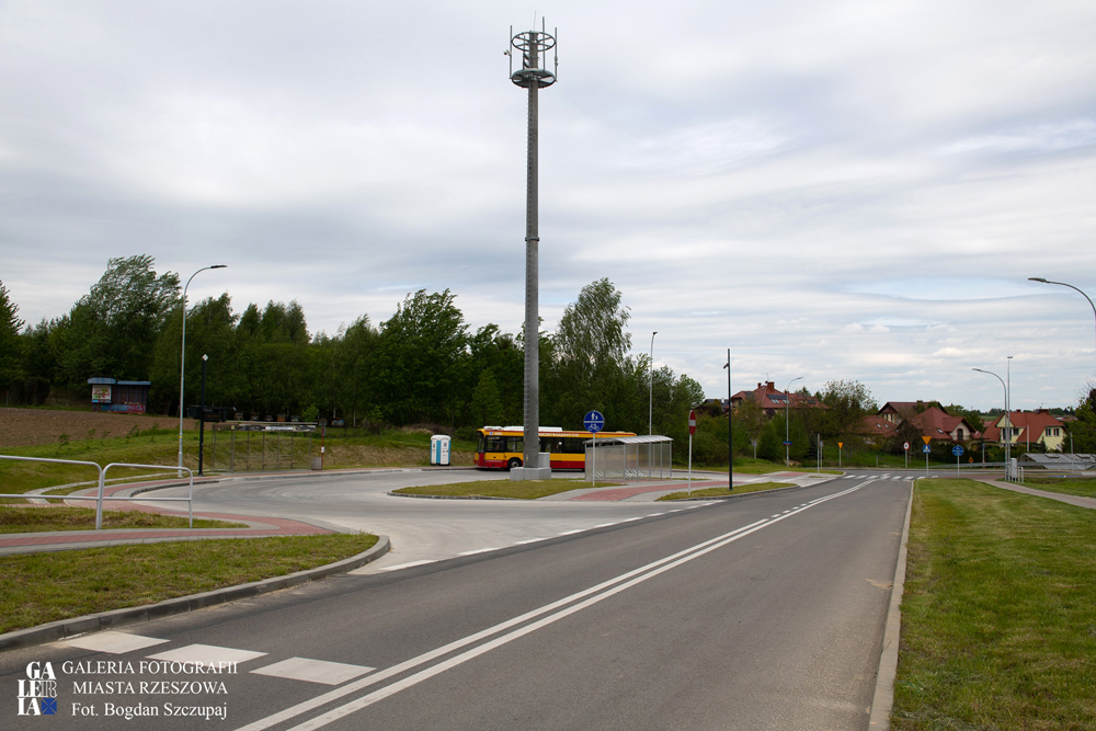 Pętla autobusowa przy ul. Iwonickiej