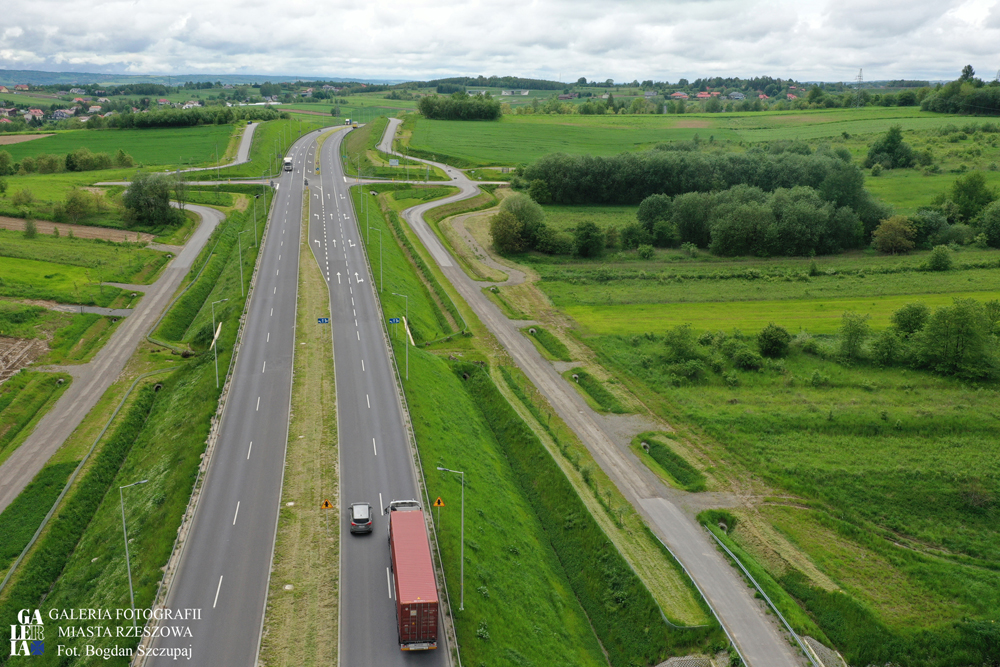 Droga od granicy Rzeszowa do drogi krajowej nr 19 ul. Podkarpackiej