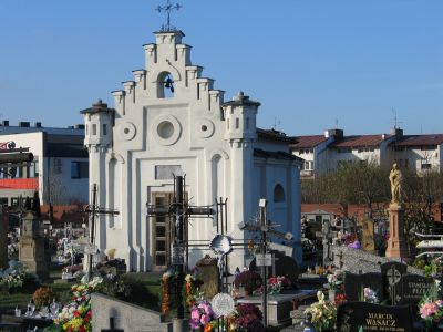 Kaplica, którą Antoni Sołtykiewicz, profesor rzeszowskiego gimnazjum ufundował pamięci swojej żony Krystyny