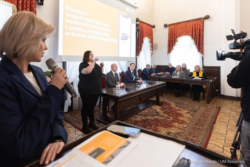 Zdjecie do artykułu Rzeszów współorganizatorem wydarzeń w ramach polskiej prezydencji w Radzie Unii Europejskiej