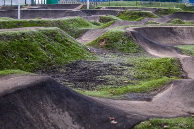 Zdjecie do artykułu Pumptrack na rzeszowskich Bulwarach gotowy