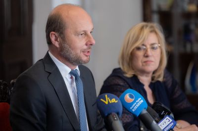 konferencja prasowa - podpisanie aktu notarialnego na mocy, kt&oacute;rego została powołana Społeczna Inicjatywa Mieszkaniowa Ziemi Podkarpackiej, fot. Grzegorz Bukała, Urząd Miasta Rzeszowa