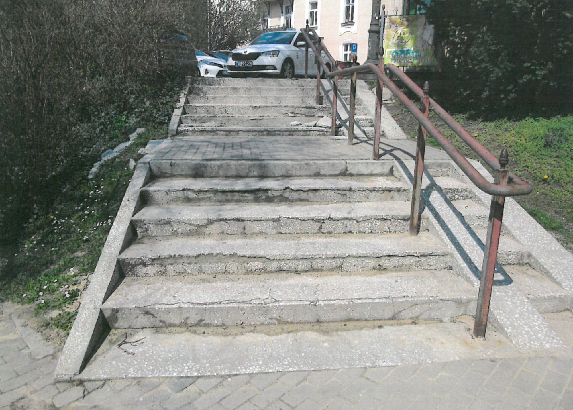 Schody prowadzące z Placu Śreniawit&oacute;w do Zamku Lubomirskich