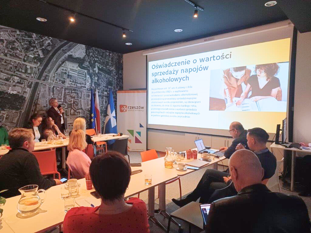 Spotkanie szkoleniowe dla przedsiębiorc&oacute;w prowadzących punkty sprzedaży napoj&oacute;w alkoholowych na terenie miasta Rzeszowa