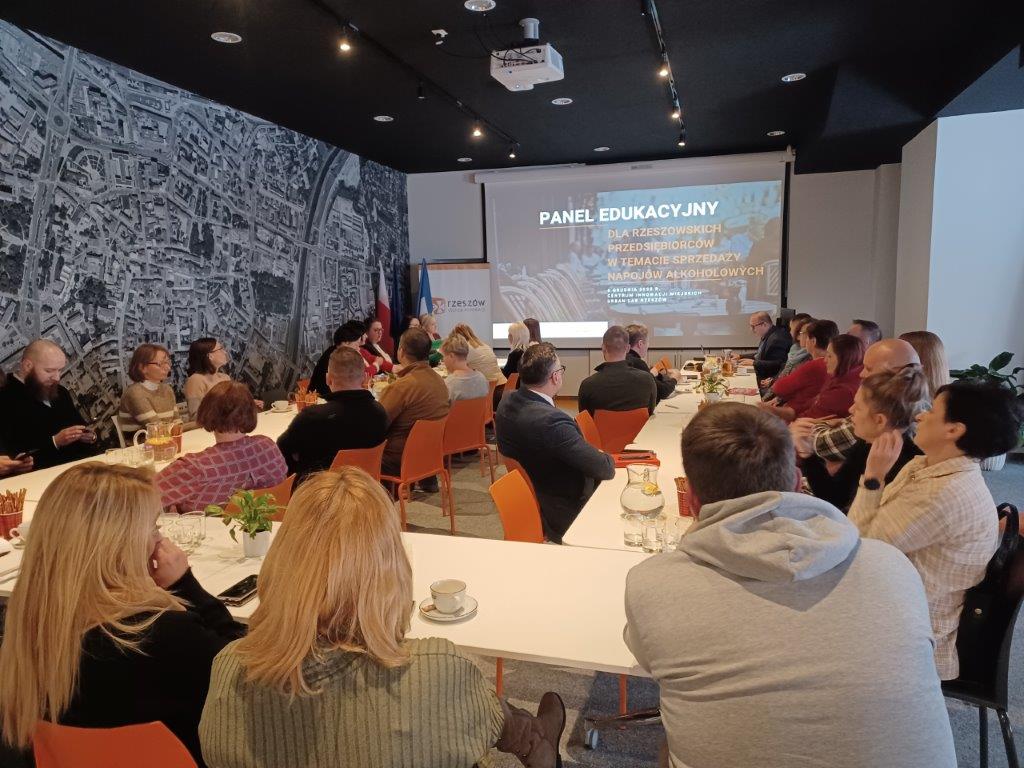 Spotkanie szkoleniowe dla przedsiębiorc&oacute;w prowadzących punkty sprzedaży napoj&oacute;w alkoholowych na terenie miasta Rzeszowa