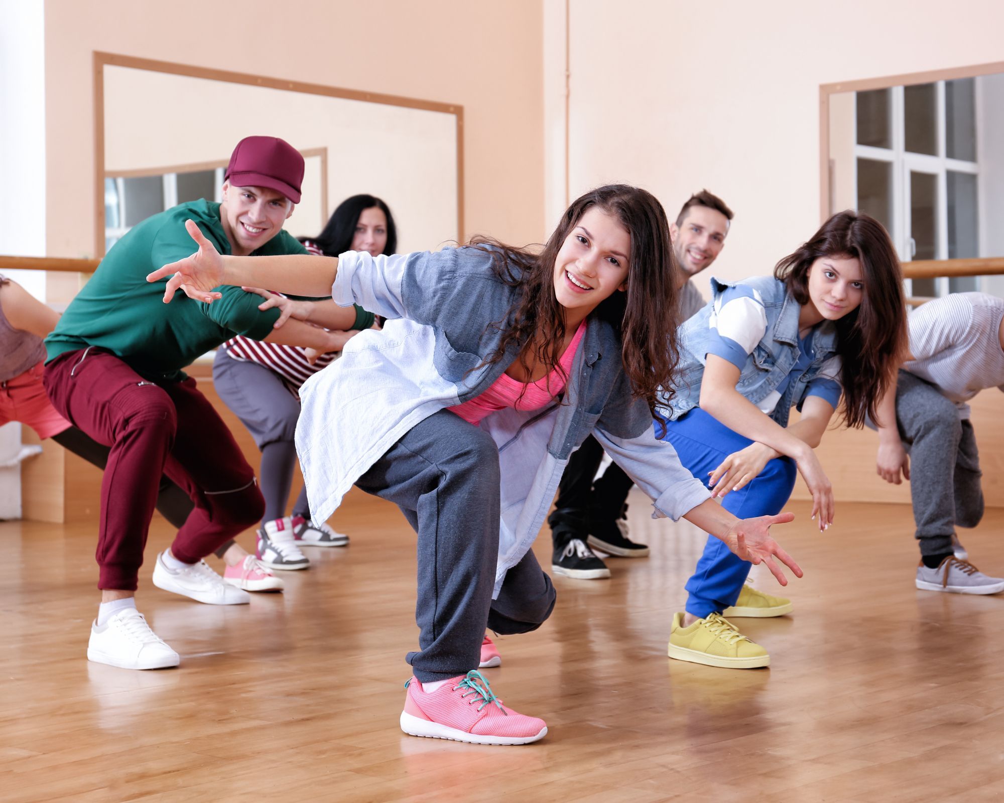 Zdjecie do artykułu I Wojewódzki Przegląd Zespołów  „TANECZNA NIEZAPOMINAJKA 2023”