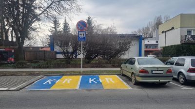 Miejsca parkingowe przy ul. Kochanowskiego, fot. Miejski Zarząd Dr&oacute;g w Rzeszowie